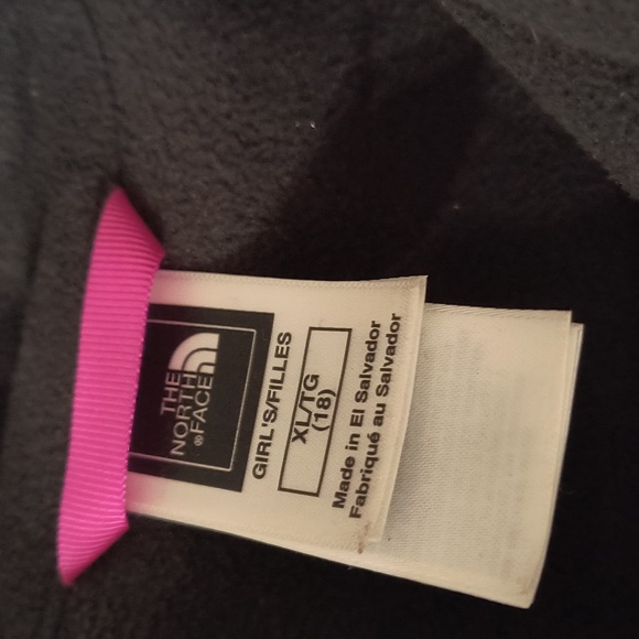 North Face Girls XL (18) jacket - Picture 2 of 4
